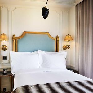 Petite Double Room